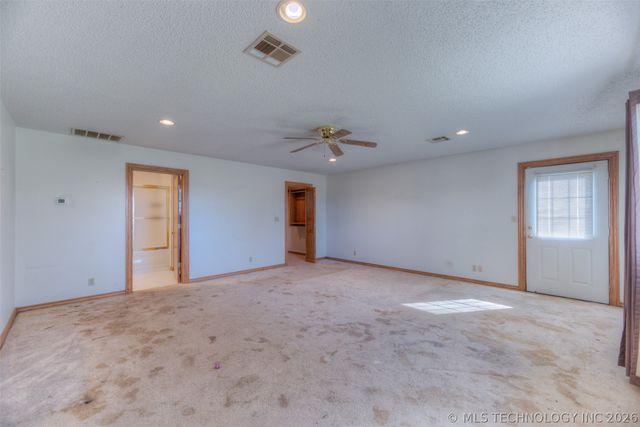 11002 E 440 Road, Claremore, OK 74017