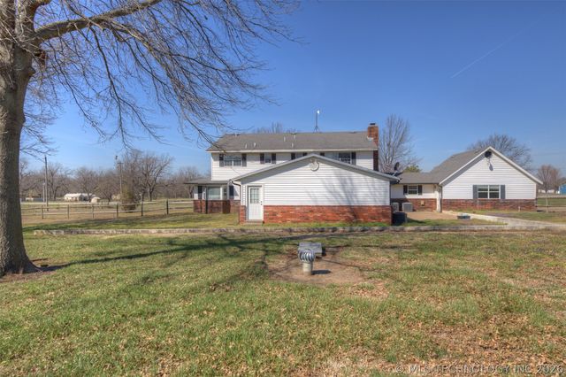 11002 E 440 Road, Claremore, OK 74017