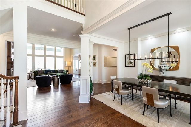 4820 W 68 Street, Prairie Village, KS 66208