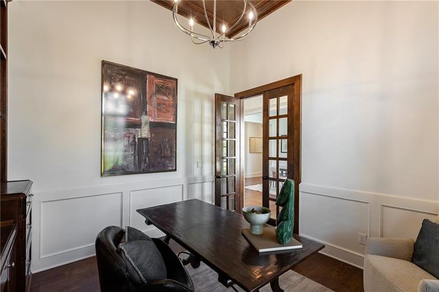 4820 W 68 Street, Prairie Village, KS 66208