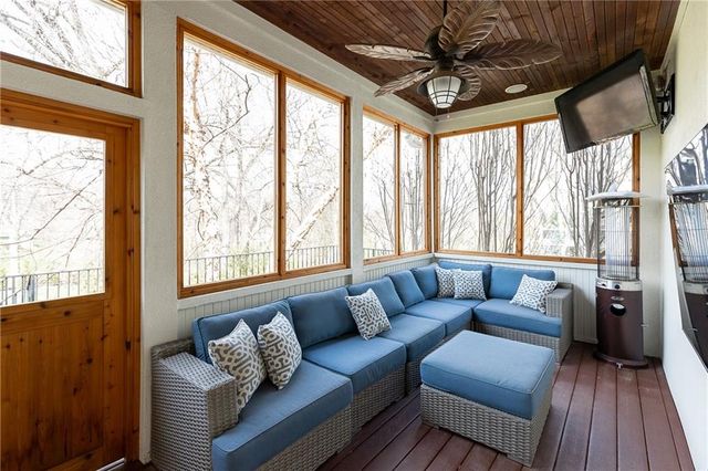 4820 W 68 Street, Prairie Village, KS 66208