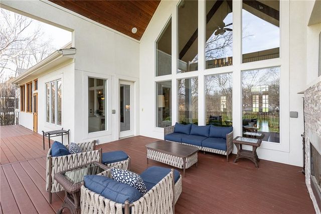 4820 W 68 Street, Prairie Village, KS 66208