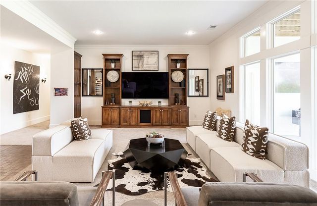 4820 W 68 Street, Prairie Village, KS 66208