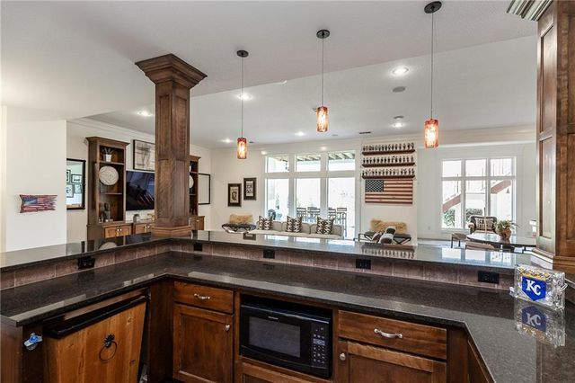 4820 W 68 Street, Prairie Village, KS 66208