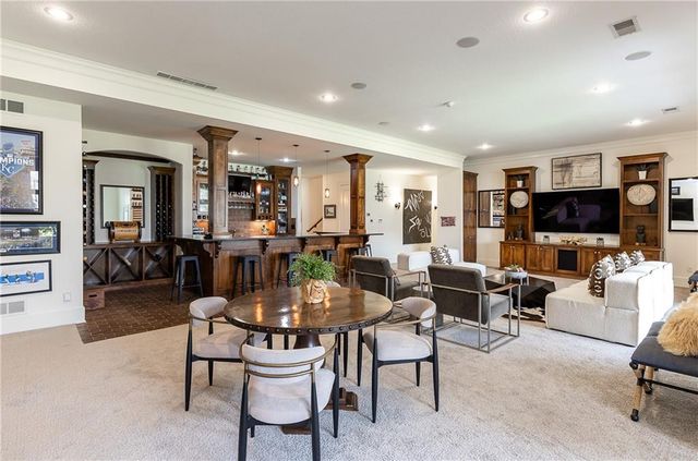 4820 W 68 Street, Prairie Village, KS 66208
