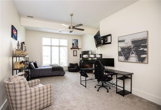 4820 W 68 Street, Prairie Village, KS 66208