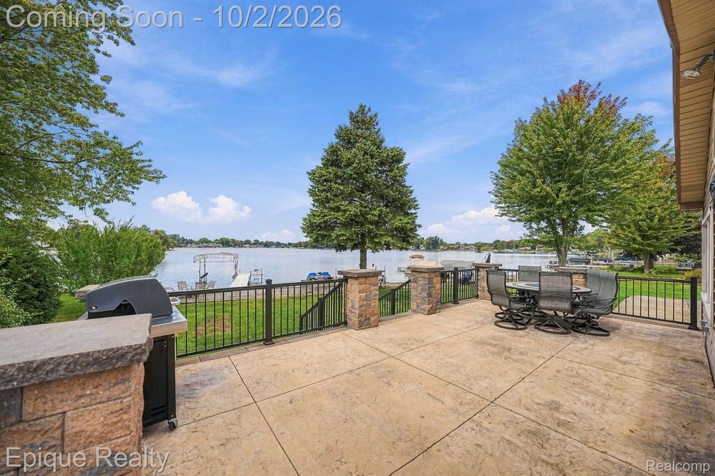 4157 Flynn, Highland Charter Township, MI 48356