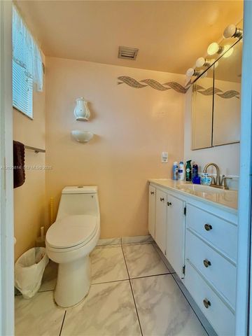 2901 NW 46th Avenue 304, Lauderdale Lakes, FL 33313