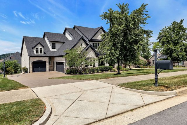 1888 Charity Dr, Brentwood, TN 37027
