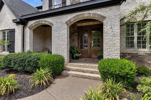 1888 Charity Dr, Brentwood, TN 37027