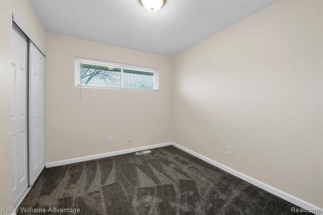 11140 Ocalla Drive, Warren, MI 48089