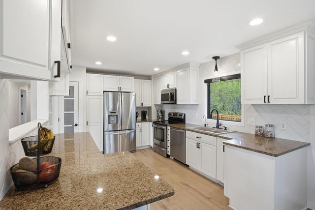 1375 Cherry Place, Mound, MN 55364