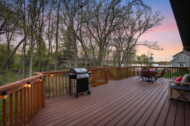 1375 Cherry Place, Mound, MN 55364