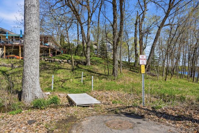 1375 Cherry Place, Mound, MN 55364