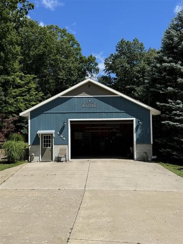 4050 E Ottawa Drive, Free Soil, MI 49411
