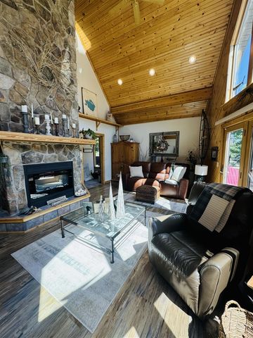 4050 E Ottawa Drive, Free Soil, MI 49411