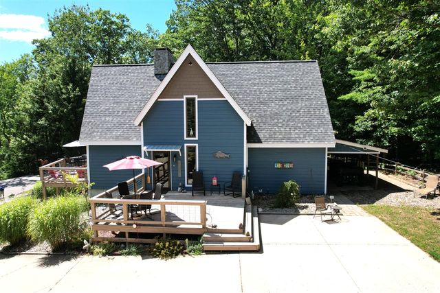 4050 E Ottawa Drive, Free Soil, MI 49411