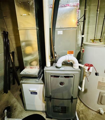 4050 E Ottawa Drive, Free Soil, MI 49411