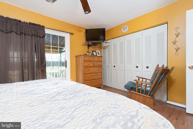 111 LAUREL DR, Enola, PA 17025