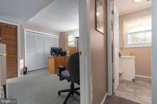 111 LAUREL DR, Enola, PA 17025