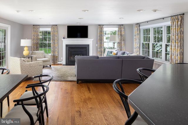 186 LAKESIDE RD, Ardmore, PA 19003