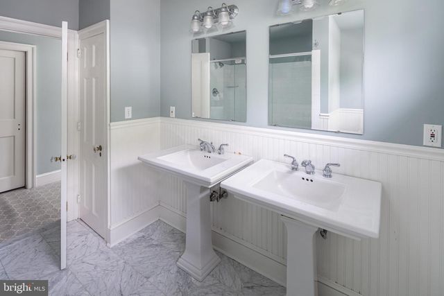 186 LAKESIDE RD, Ardmore, PA 19003