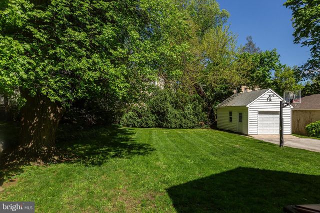 186 LAKESIDE RD, Ardmore, PA 19003