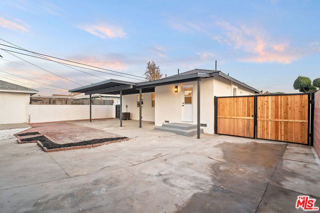 12315 Norlain Avenue, Downey, CA 90242