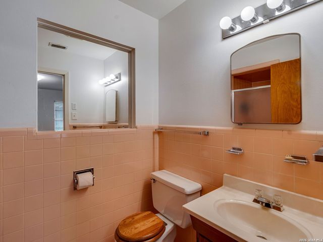 4630 Seabreeze Drive, San Antonio, TX 78220