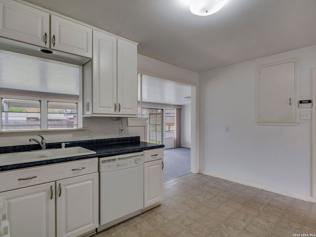 4630 Seabreeze Drive, San Antonio, TX 78220