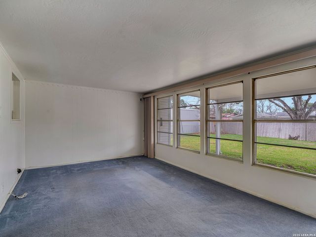 4630 Seabreeze Drive, San Antonio, TX 78220