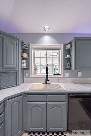 706 Thicket Way, Idaho Falls, ID 83404