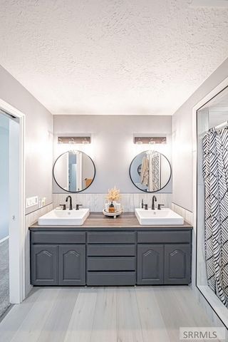 706 Thicket Way, Idaho Falls, ID 83404