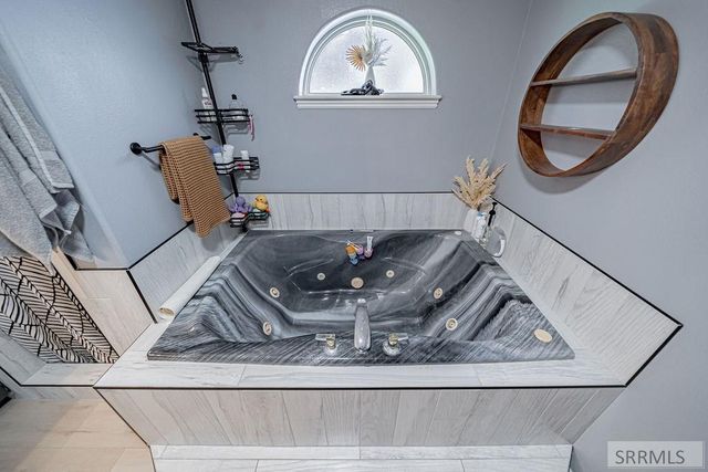 706 Thicket Way, Idaho Falls, ID 83404