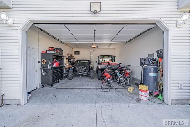 706 Thicket Way, Idaho Falls, ID 83404