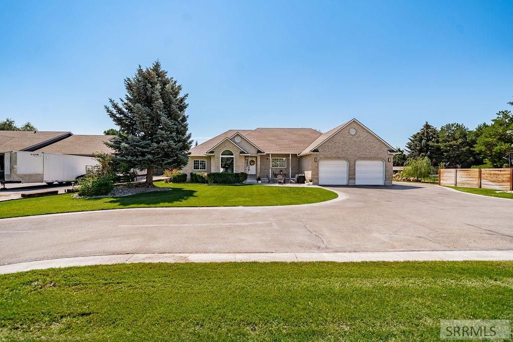 Image 1 of property listing at 706 Thicket Way, Idaho Falls, ID 83404