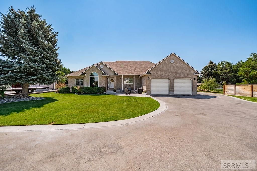 Image 3 of property listing at 706 Thicket Way, Idaho Falls, ID 83404