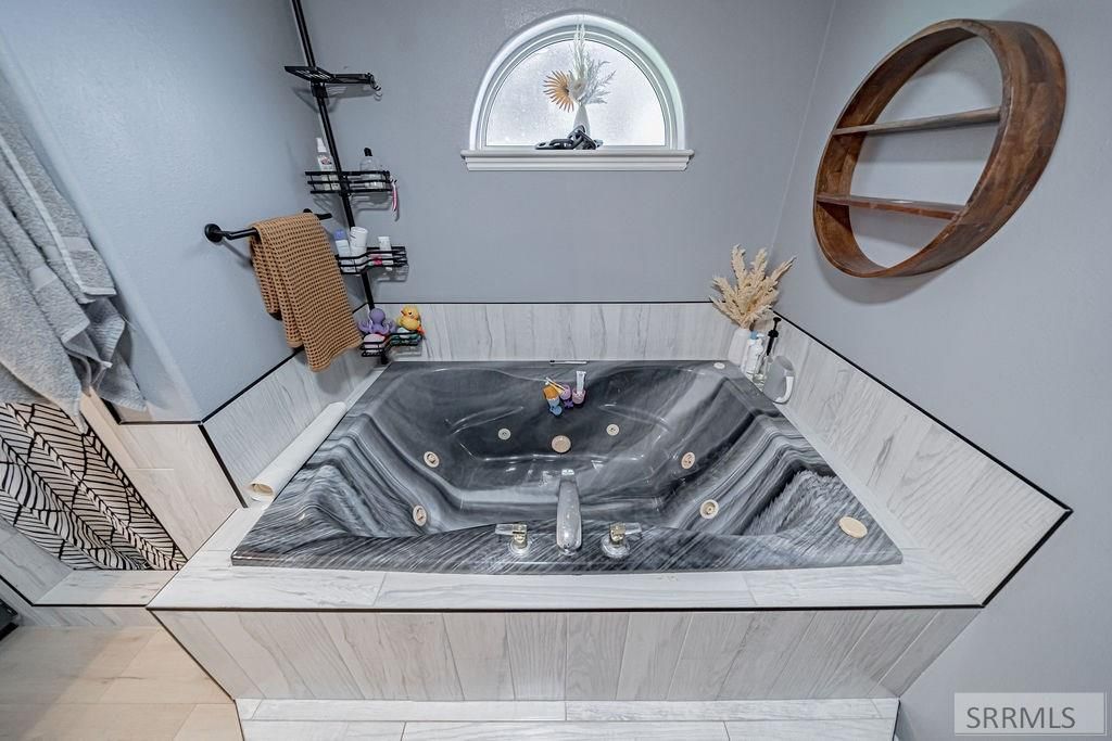 Image 38 of property listing at 706 Thicket Way, Idaho Falls, ID 83404