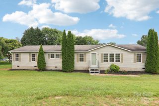 18 Sweet Briar Path Way, Hendersonville, NC 28792