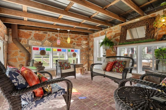 603 E 7th ST, Georgetown, TX 78626