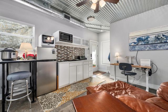 603 E 7th ST, Georgetown, TX 78626