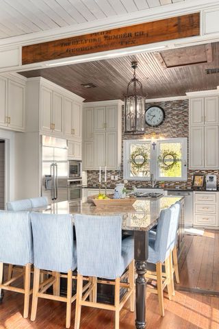 603 E 7th ST, Georgetown, TX 78626