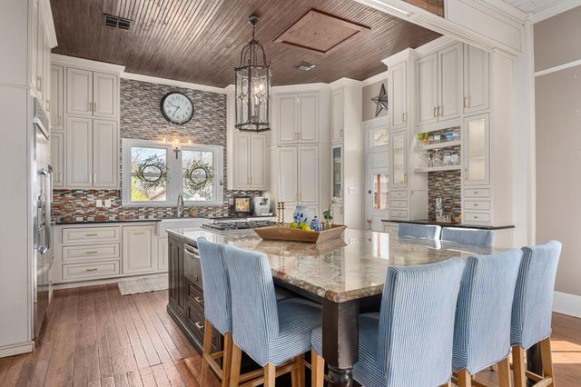 603 E 7th ST, Georgetown, TX 78626