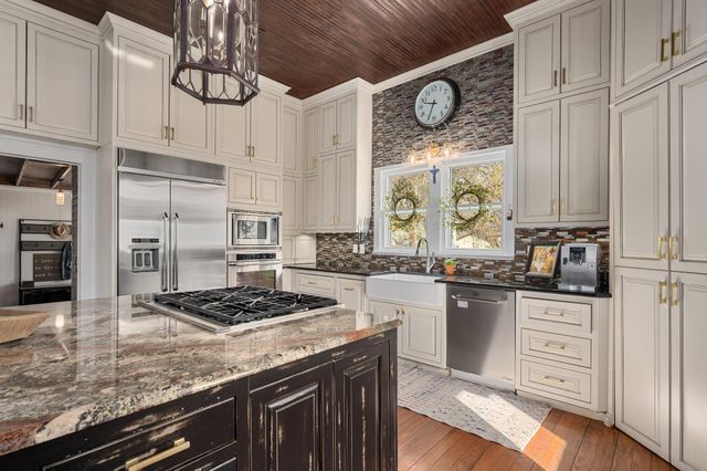 603 E 7th ST, Georgetown, TX 78626