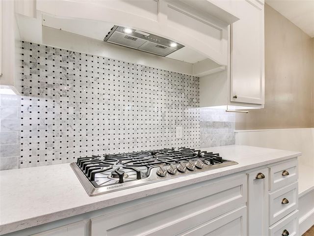 1970 Ladera Lane, Edmond, OK 73034