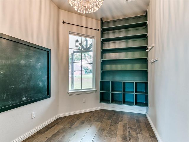1970 Ladera Lane, Edmond, OK 73034