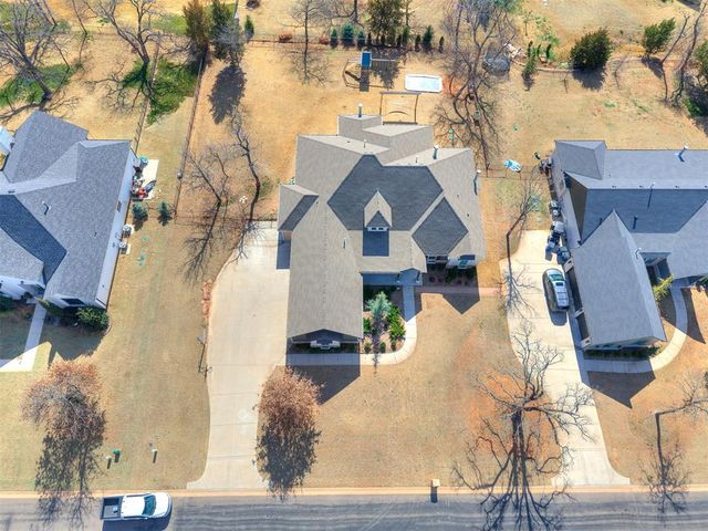1970 Ladera Lane, Edmond, OK 73034