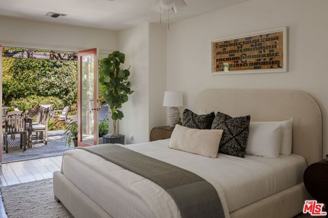 10609 Esther Avenue, Los Angeles, CA 90064