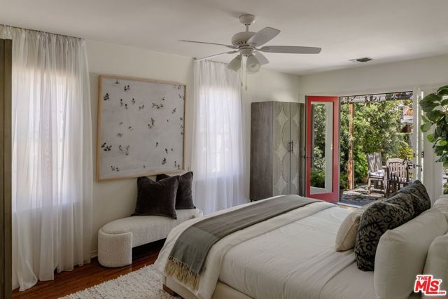 10609 Esther Avenue, Los Angeles, CA 90064