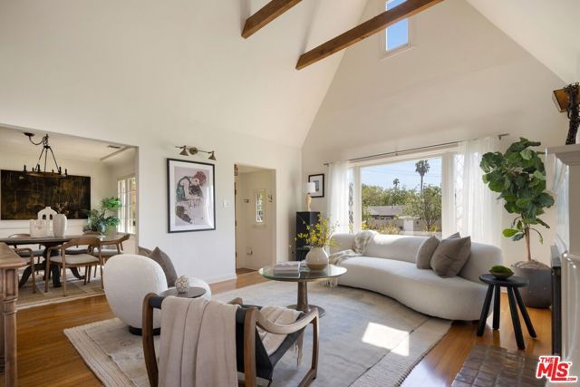 10609 Esther Avenue, Los Angeles, CA 90064